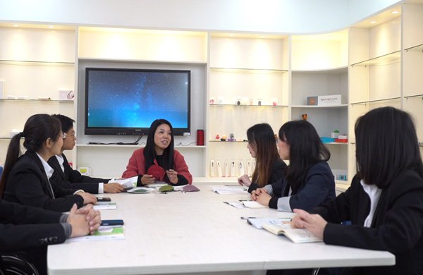 Idea Evaluation Team